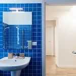 Apartamento Attic 64 By 