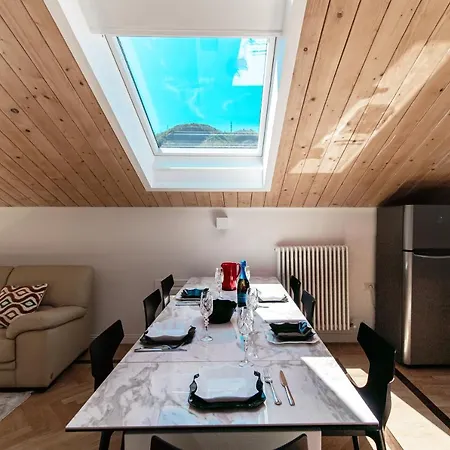 Apartmán Attic 64 By 