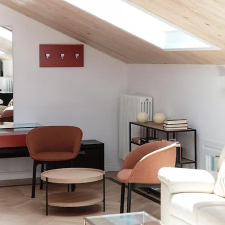 Apartment Attic 64 - The House Of Travelers Como